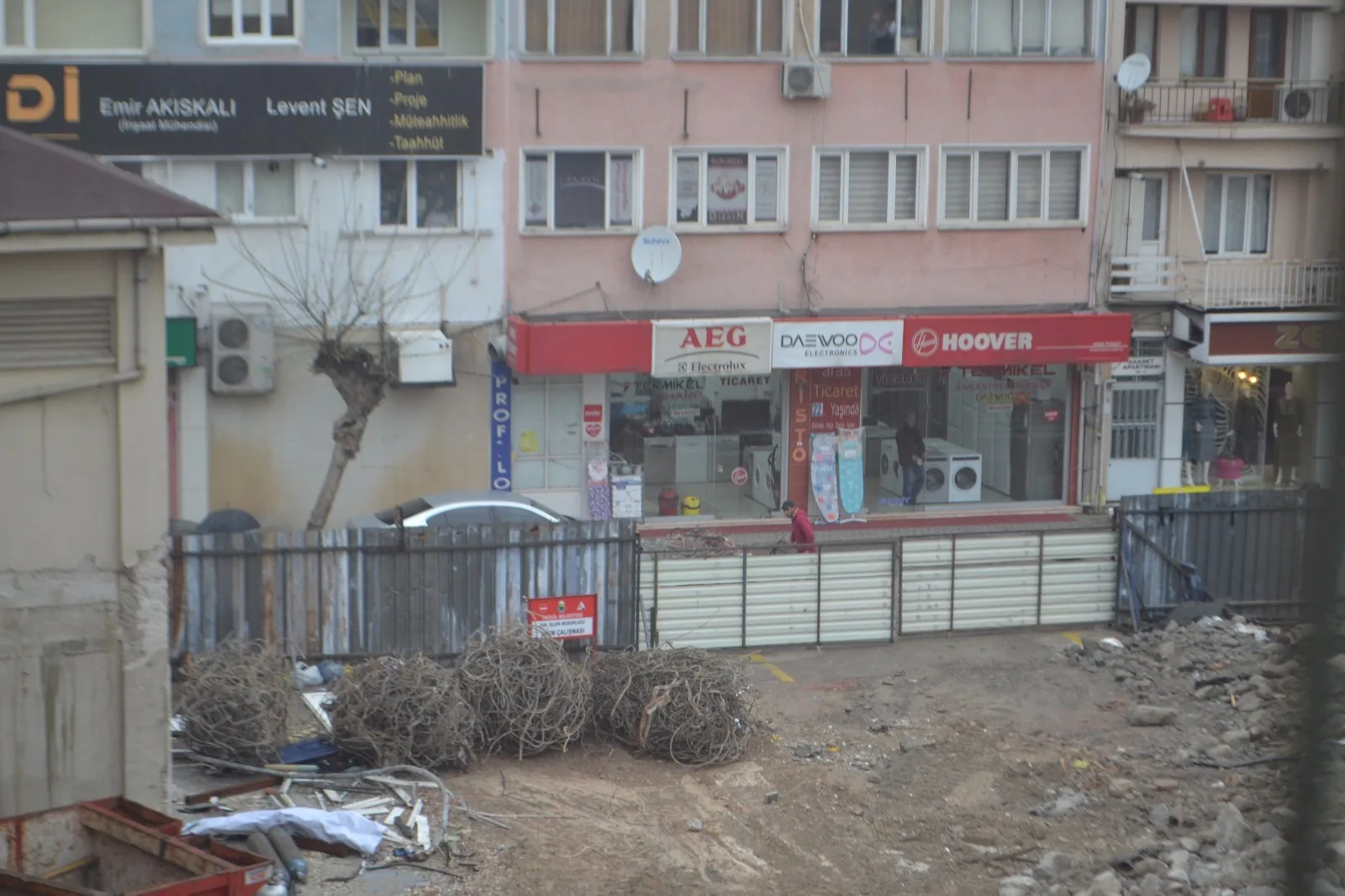 Yıkım bölgesinde hırsızlık