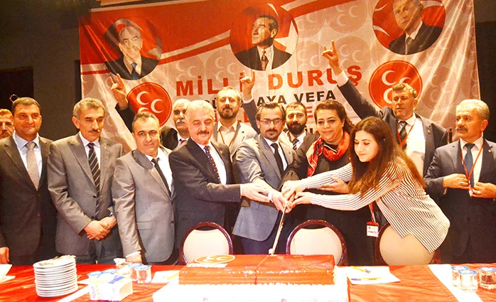 MHP'DEN GöVDE GöSTERiSi