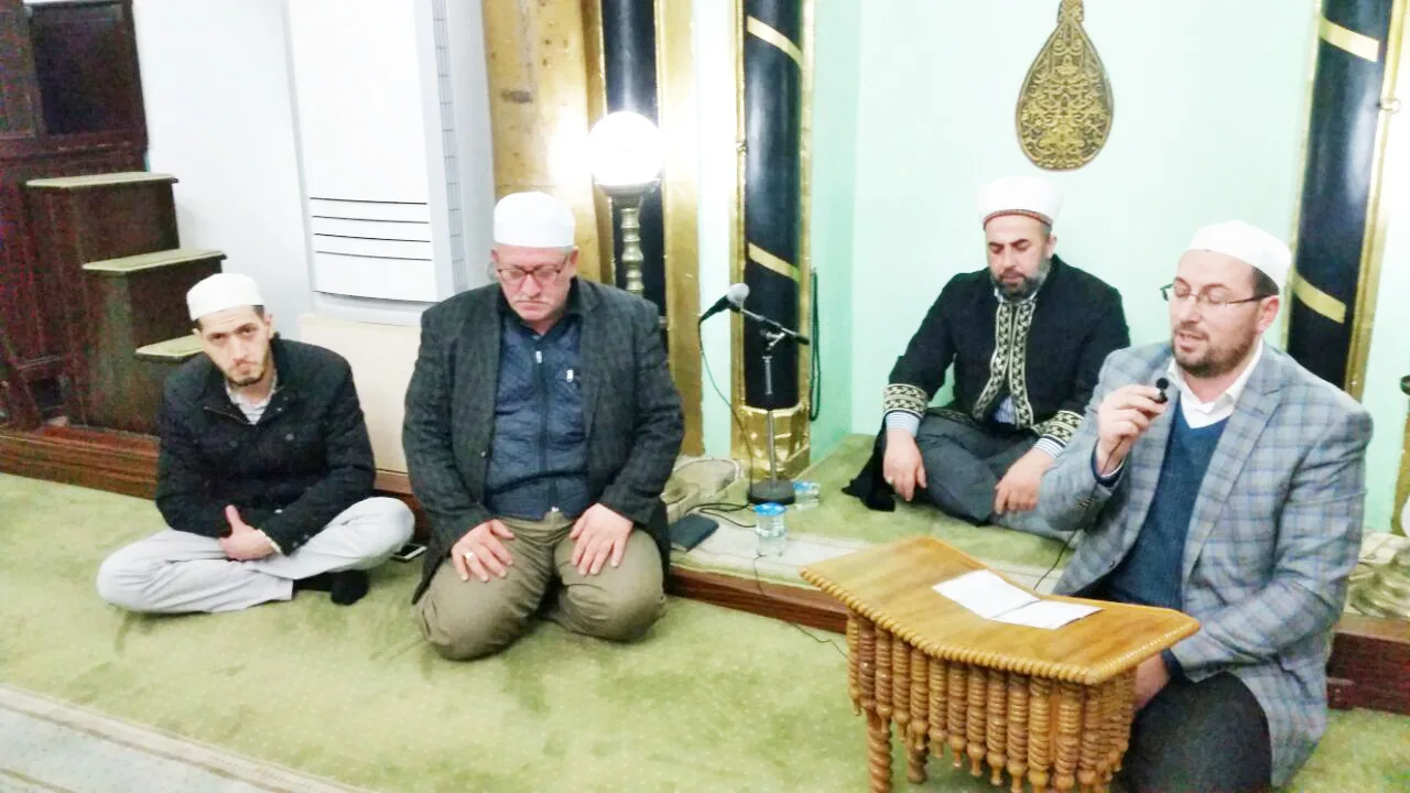 Nihat Dayı dualarla anıldı