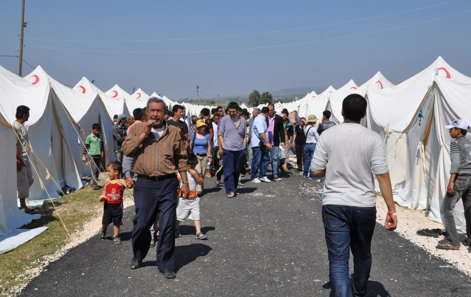 İNEGÖL'DE 10 BİN 227 SURİYELİ YAŞIYOR