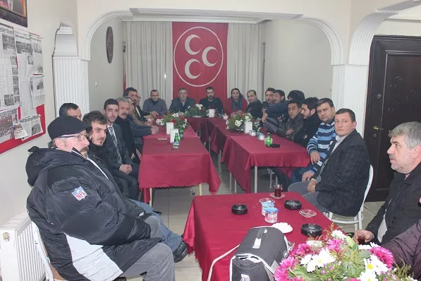MHP’den gazetecilere destek