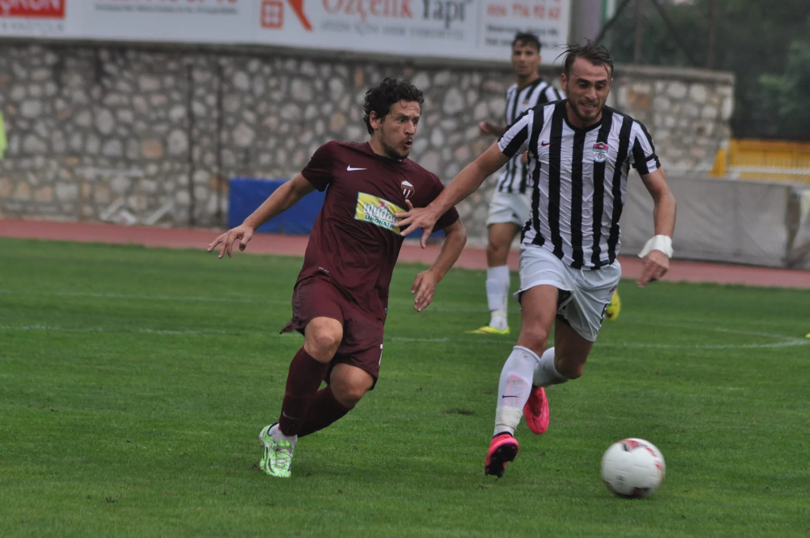 Gözler kupada