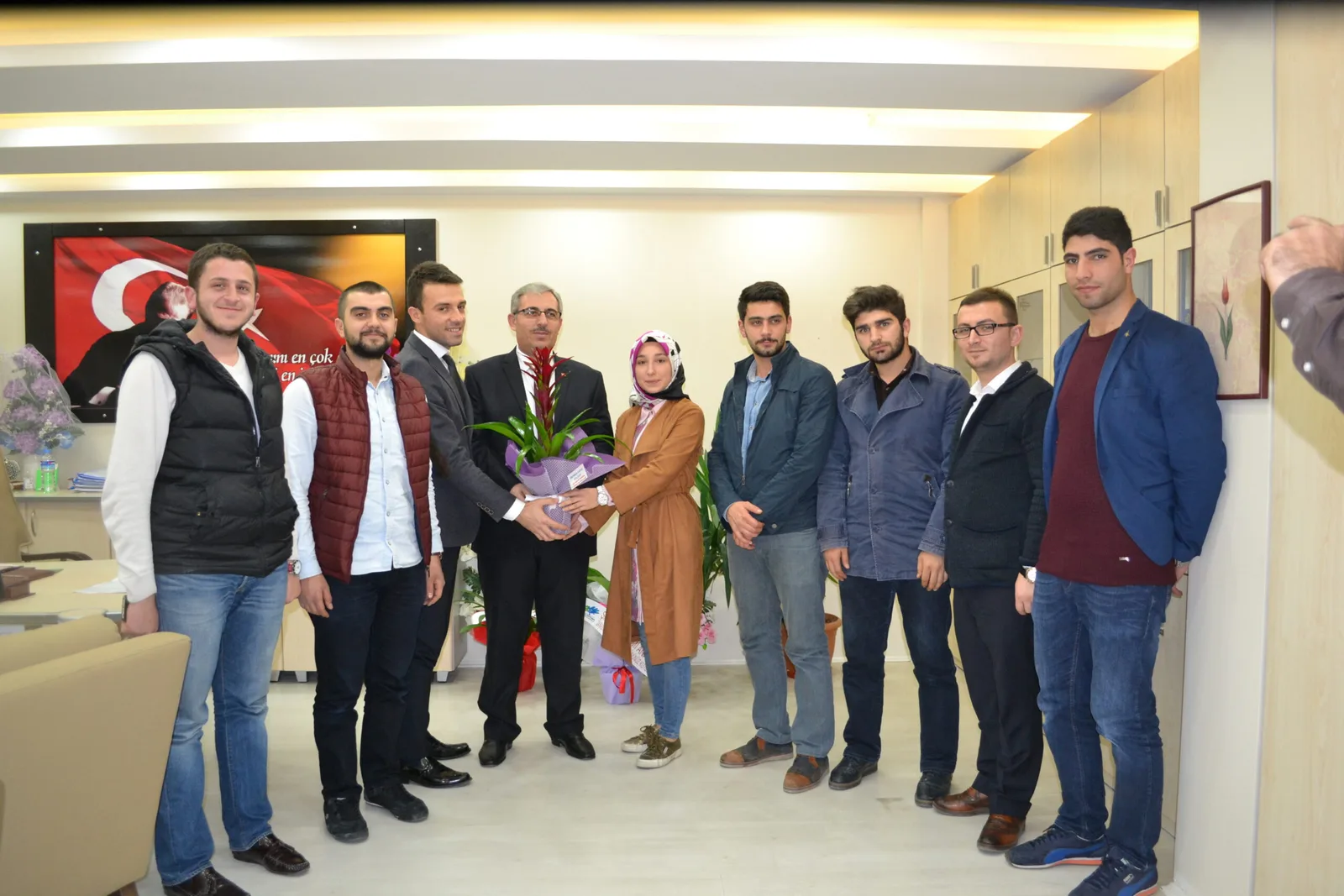 AK Gençlerden Bilican'a ziyaret