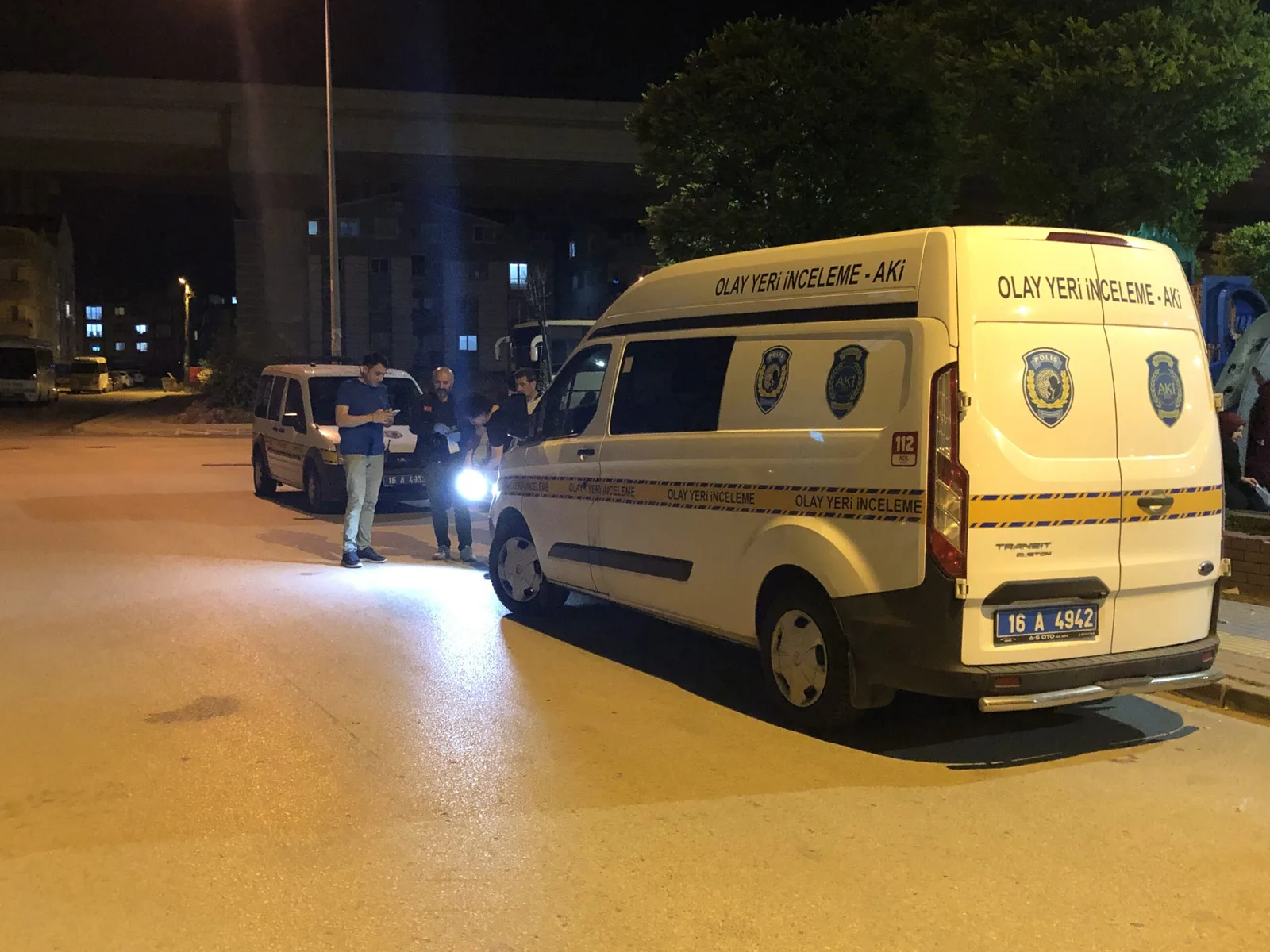 Boğazından silahla vurulan 16 yaşındaki genç öldü