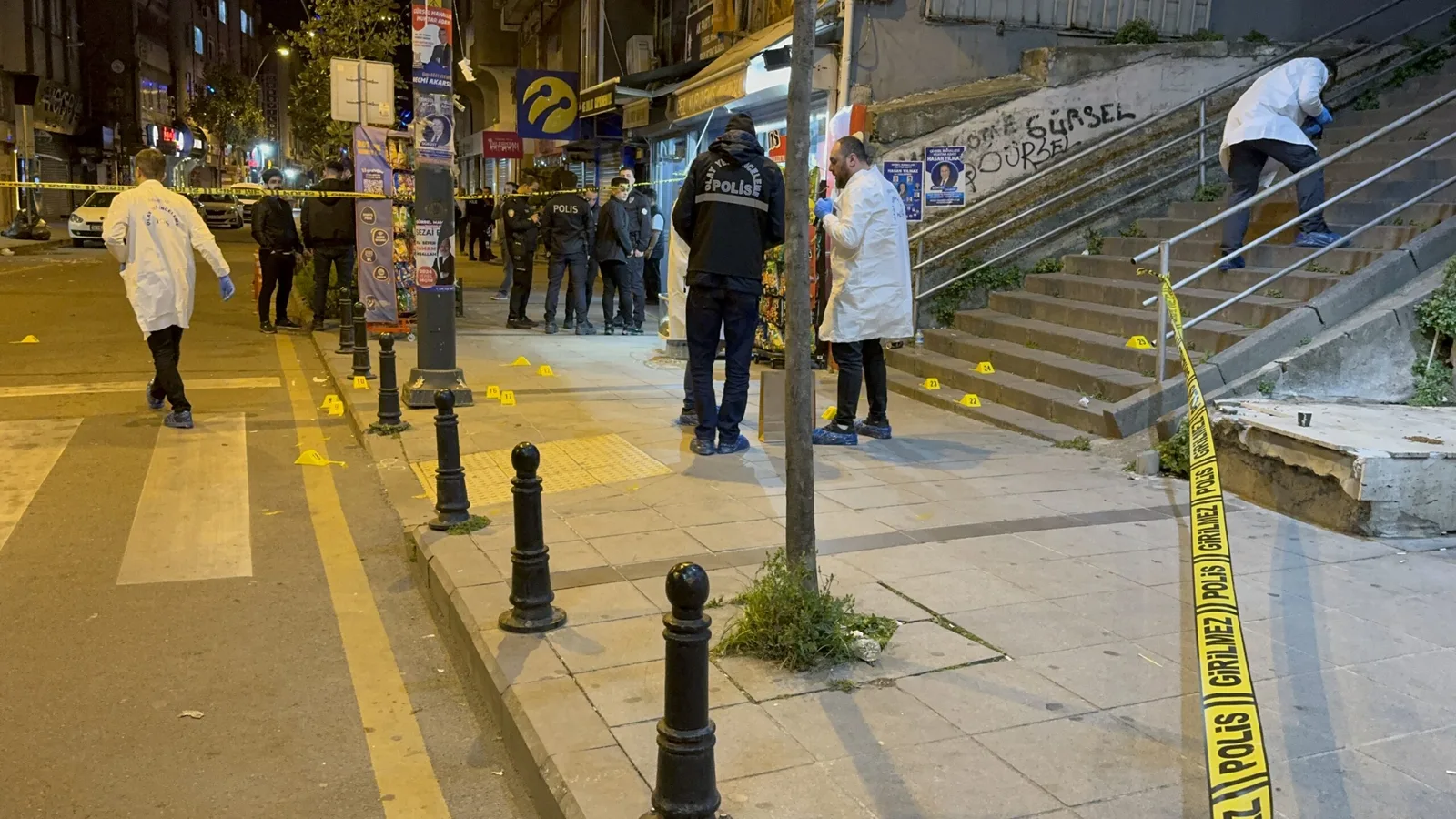 Sokak ortasında silahlı çatışma