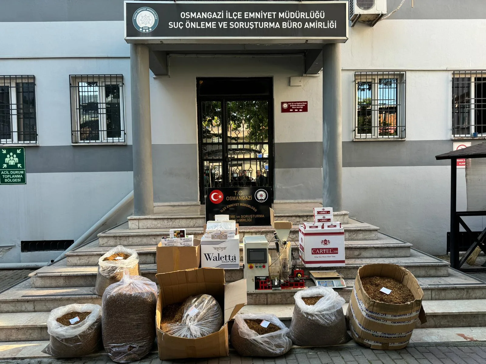 Kaçak sigara ve tütün operasyonunda 1 kişi gözaltına alındı