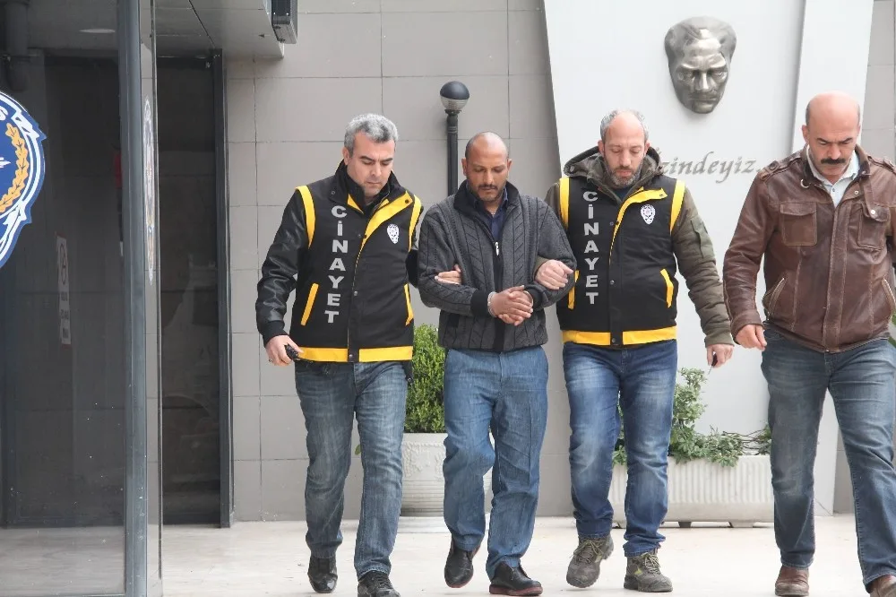 Ablasını Dedikodu Çıkarttığı İçin Öldürmüş