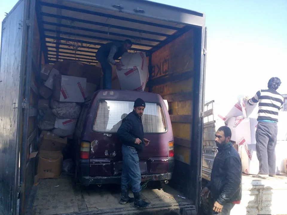 Diriliş TIR'ı Türkmenlere ulaştı