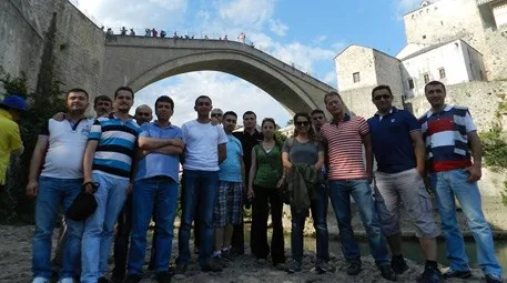 Çilek'ten çalışanlarına Bosna gezisi