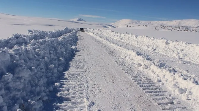 Ağrıda 507 Köy Yolu Ulaşıma Açıldı