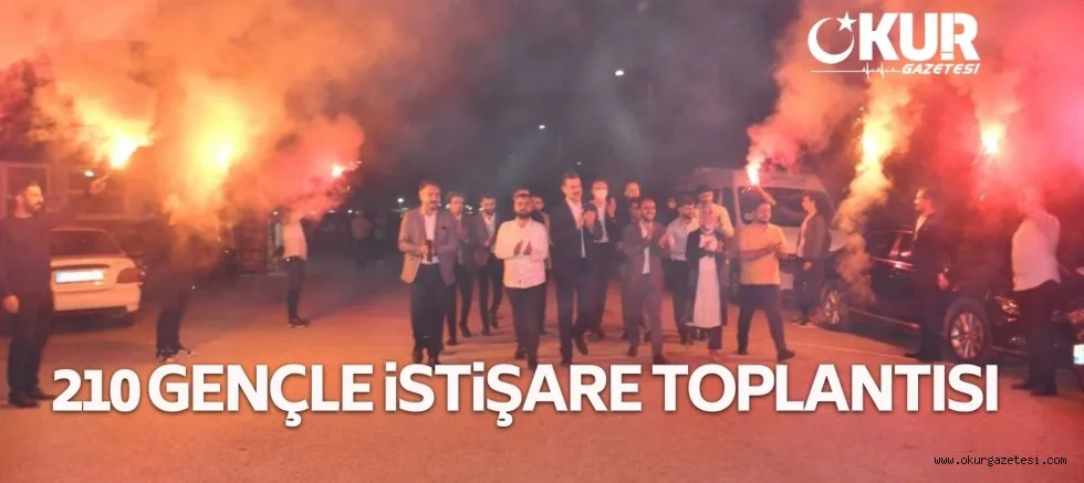 AK Gençler, 'Mahalle Bizim Gençlik Bizim' sloganı ile 210 gencin katılımı ile istişare toplantısı düzenledi
