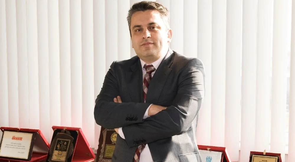 Ak Parti Bursa İl Başkanı İşadamı Ayhan Salman Oldu
