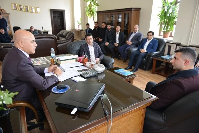 Ak Parti Yakutiye Gençlik Kollarından Başkan Korkuta Ziyaret