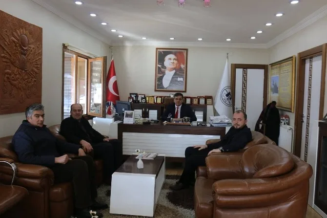 Ak Partili Başkanlardan Başkan Yalçına Ziyaret