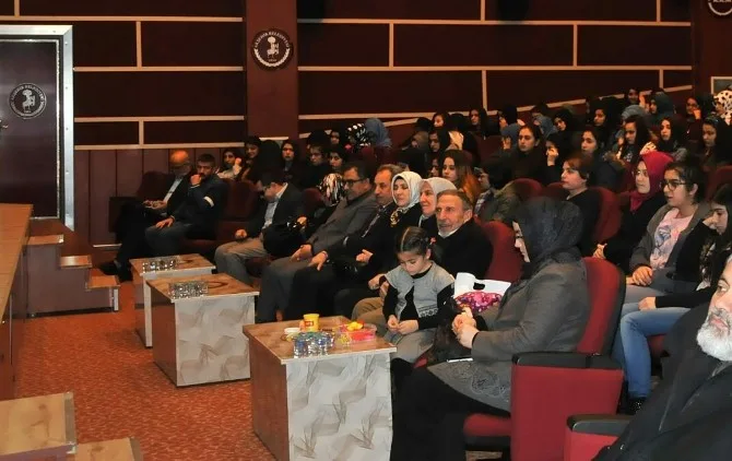 Akşehirde Aile Eğitim Seminerleri Devam Ediyor