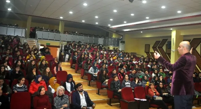 Alanyada Lise Son Öğrencilerine Sınav Kaygısı Söyleşisi