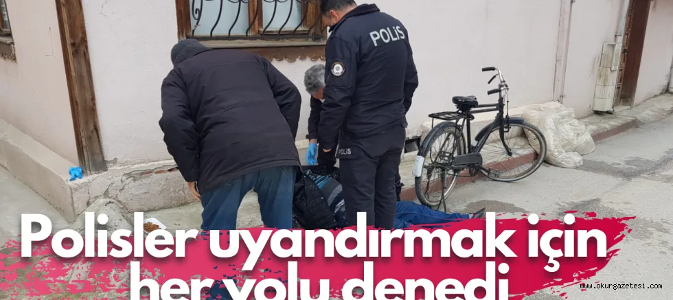 Alkolü fazla kaçırınca sokak ortasına uyuya kaldı