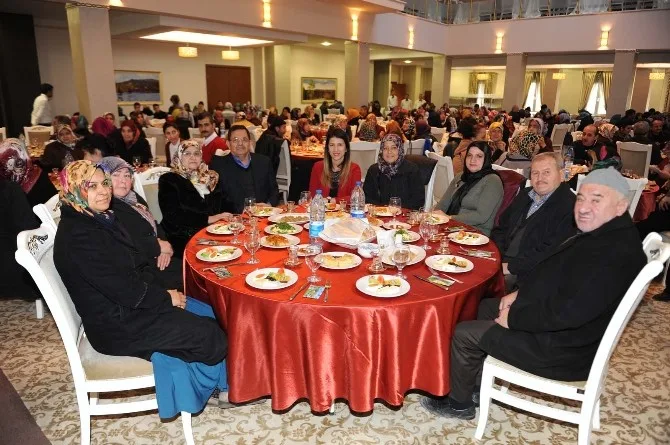 Altındağda Yüzlerde Tebessüm, Sofralarda Mutluluk Var