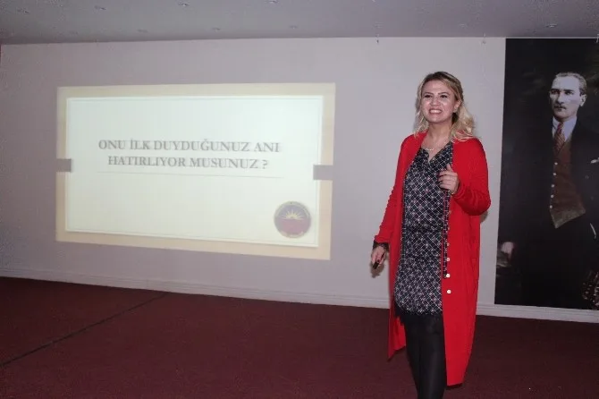 Anaokulu Öğrencilerinin Annelerine 21. Yüzyılda Anne Olmak Konulu Söyleşi