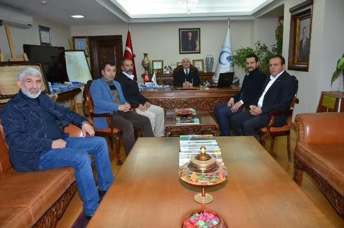 Anesiad Yönetimi Üniversite Hakkında Bilgiler Aldı