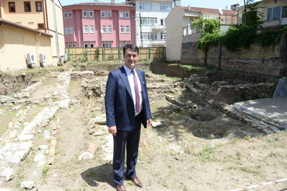 Arkeoparkta Tarih Fışkırıyor