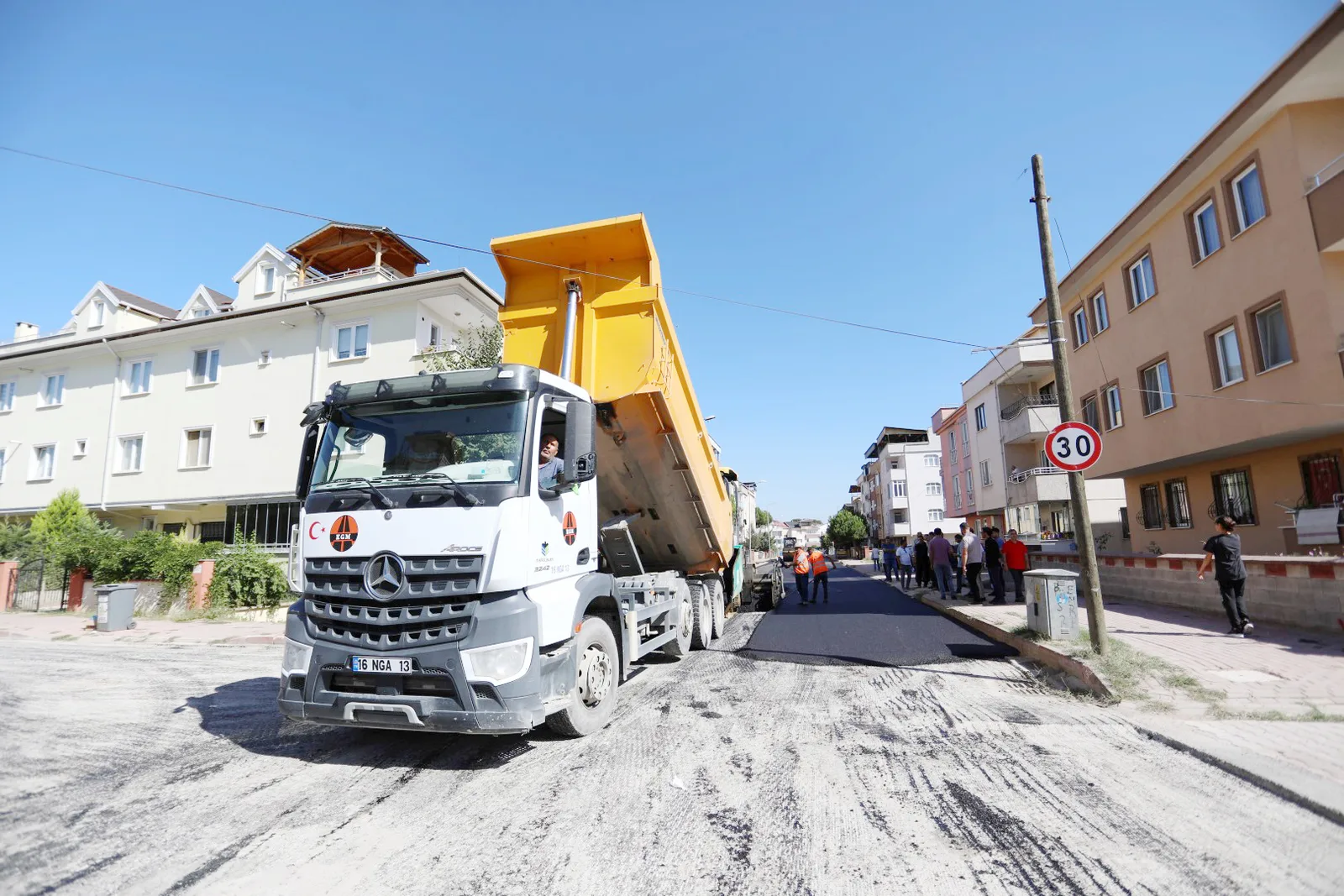 Asfaltlama çalışmaları başladı
