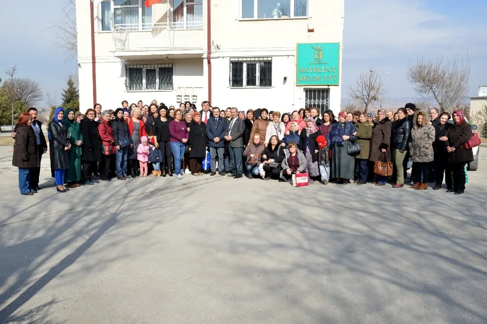 Ataç, Batıkentte Mahalle Sakinleri İle Bir Araya Geldi