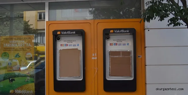 ATM'YE ZARAR VERDi SONRA TESLiM OLDU