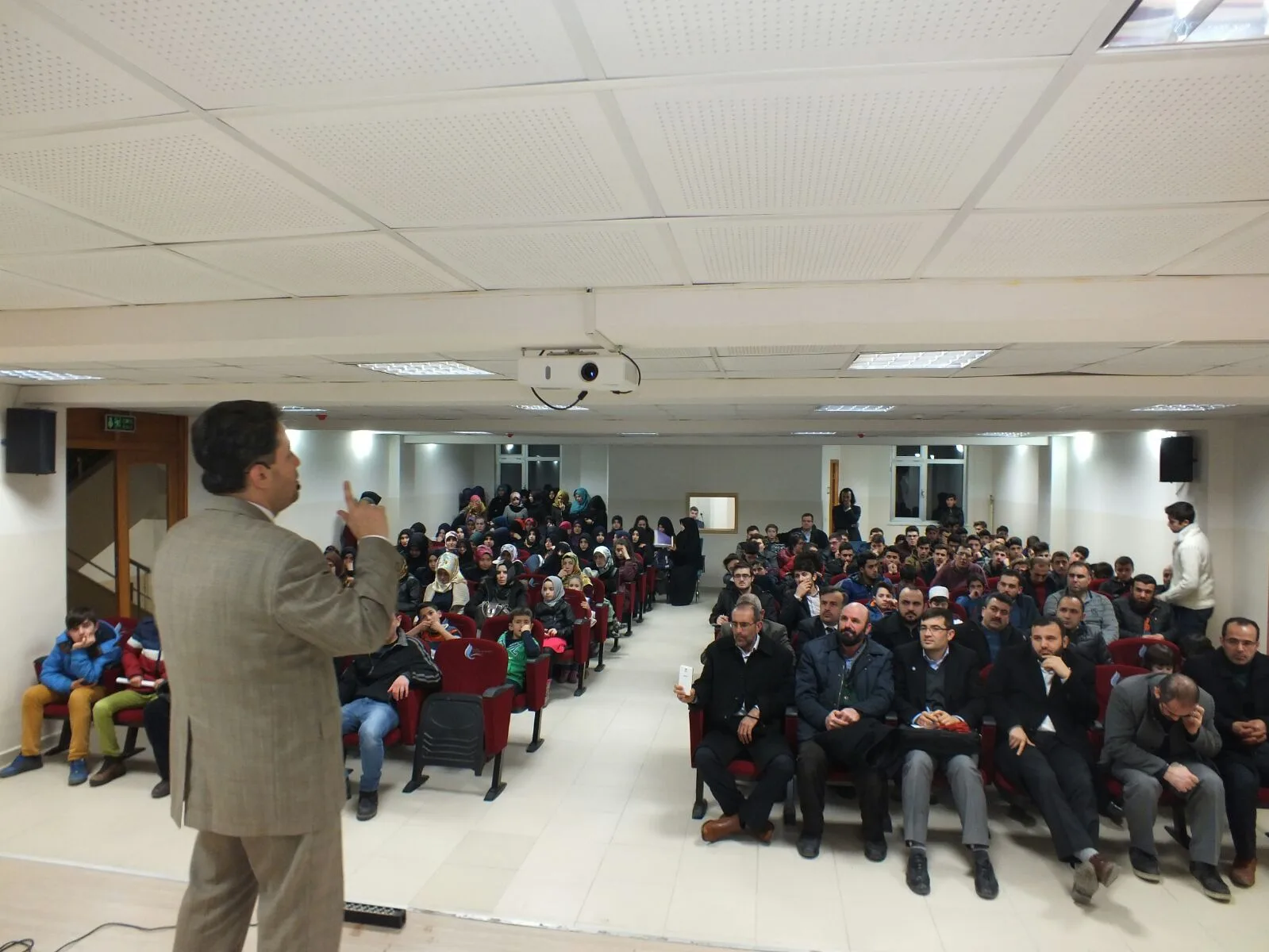 AGD Divan Toplantısı'nı gerçekleştirdi