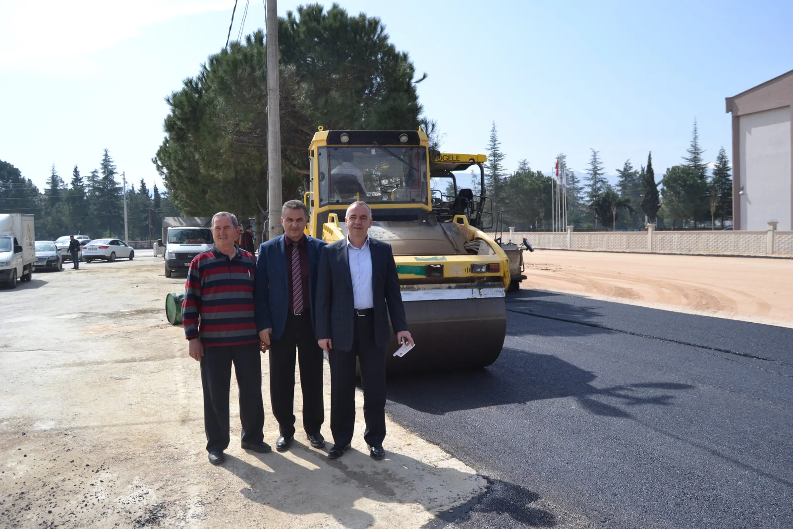 Cumartesi Pazarı'na asfaltlı ayar