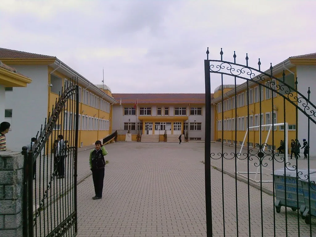 Validen okullara jeneratör talimatı