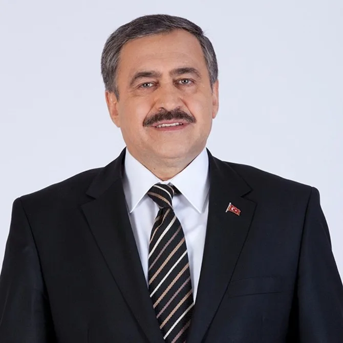 Bakan Eroğlundan Ağrıya 3 Gölet Müjdesi