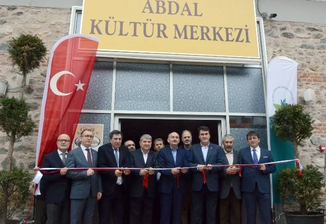 Bakan Müezzinoğlu Abdal Kültür Merkezini Açtı