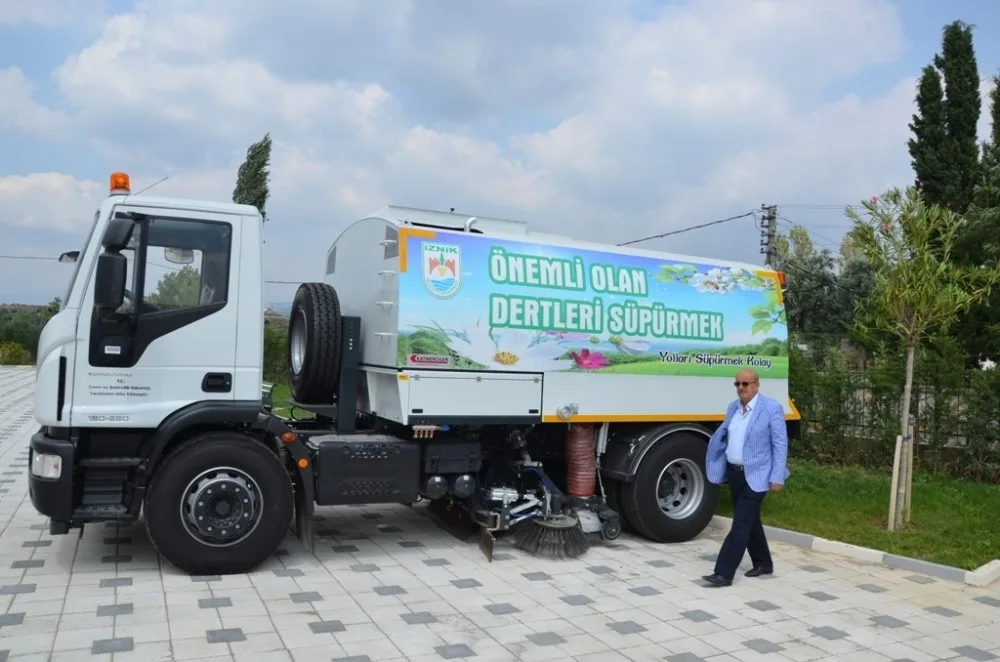 Bakanlıktan İznik Belediyesine Araç