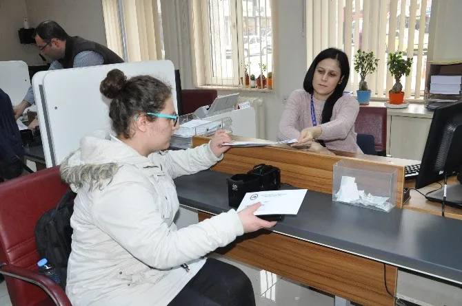 Balıkesirde 15 Bin Kişi Yeni Kimlik Başvurusu Yaptı