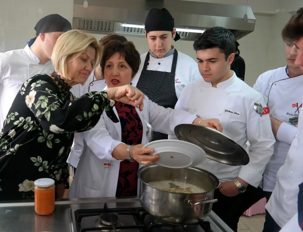 Bamdan Uygulamalı ‘Yemek Semineri