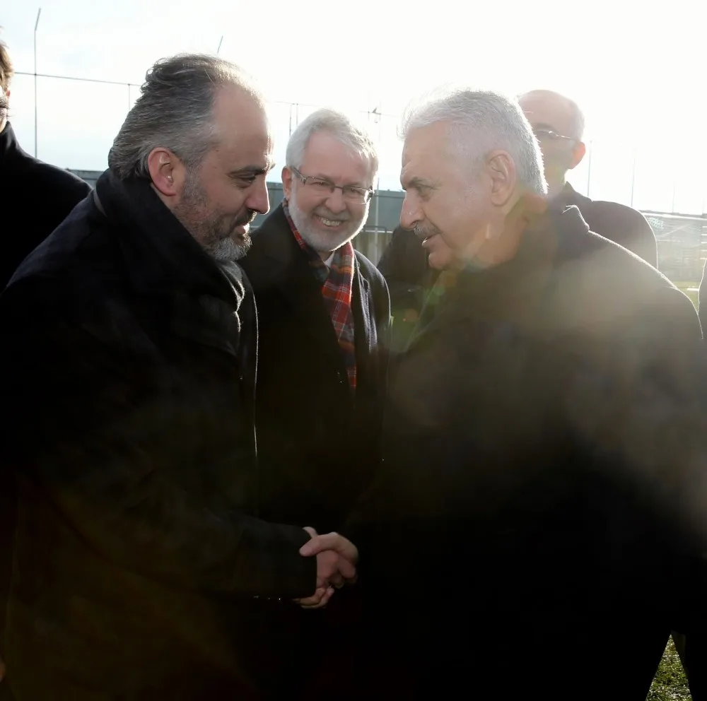 Başbakan Yıldırımdan Alinur Aktaşa Ziyaret