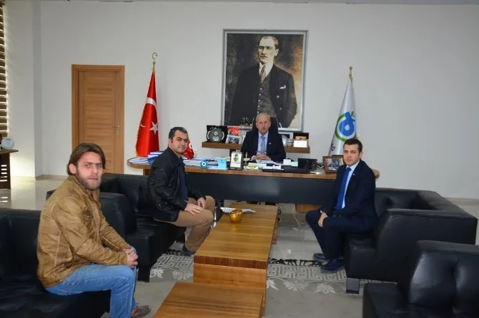 Başkan Albayrak İşitme Engelli Vatandaşları Ağırladı
