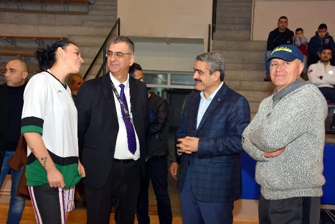 Başkan Alıcıkdan Tezahüratlı Tribün Desteği