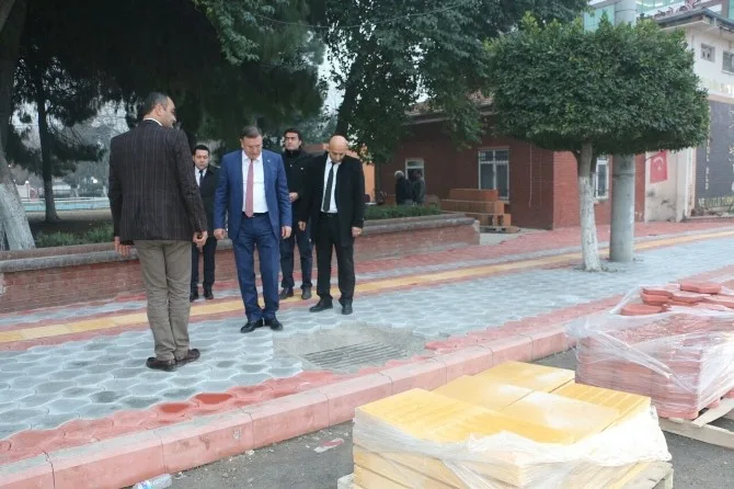 Başkan Savaş Dörtyolda Yol Çalışmasını İnceledi