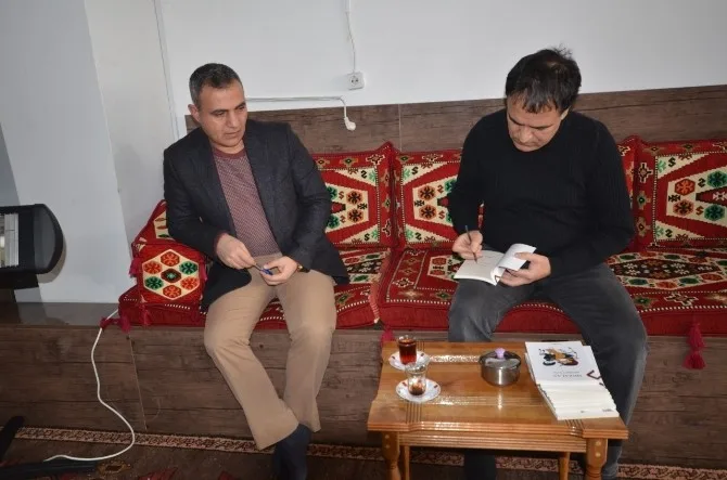 Başkan Yikit ‘Öykü Atölyesini Ziyaret Etti