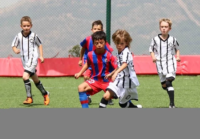 Bayraklıda, Şehit Anısına Futbol Turnuvası