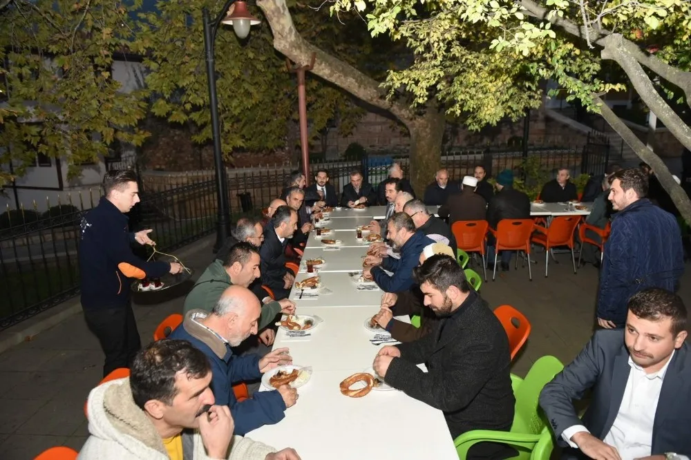 Bereket Sofrası Çekirgede Kuruldu