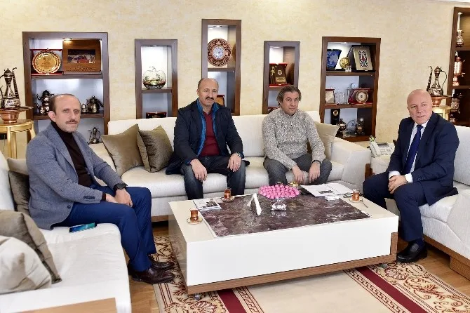 Beyoğlu Ve Sultangazi Belediye Başkanları Başkan Sekmeni Ziyaret Etti