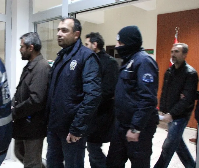 Bilecikte Fetö Soruşturmasında 22 Tutuklama