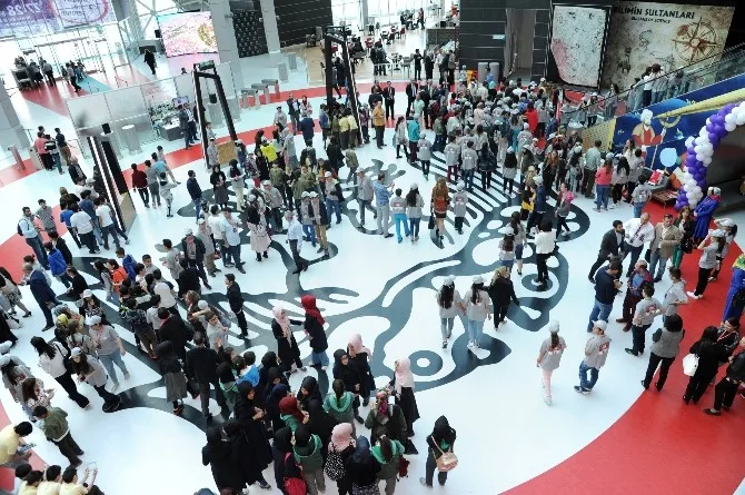 Bilim Merkezi 2016Da 242 Bin Kişiyi Ağırladı