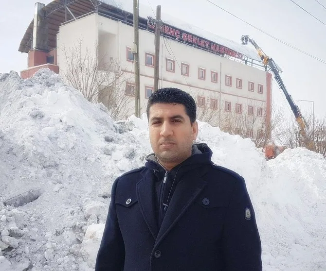 Bingölde Hastane Çatısı Çöktü
