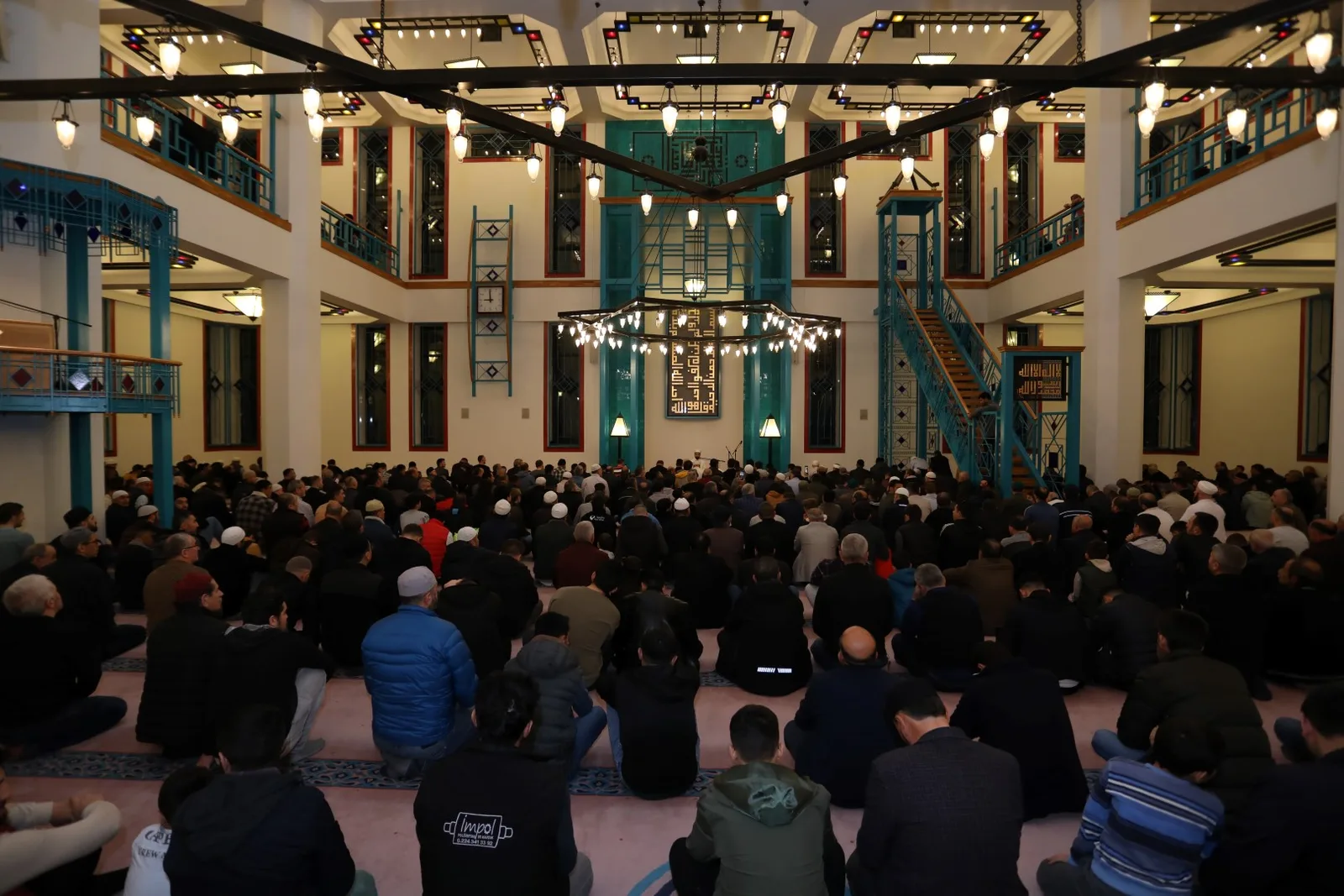Kadir Gecesinde Hafız Adem Bilgetay İnegöllülerle Buluştu