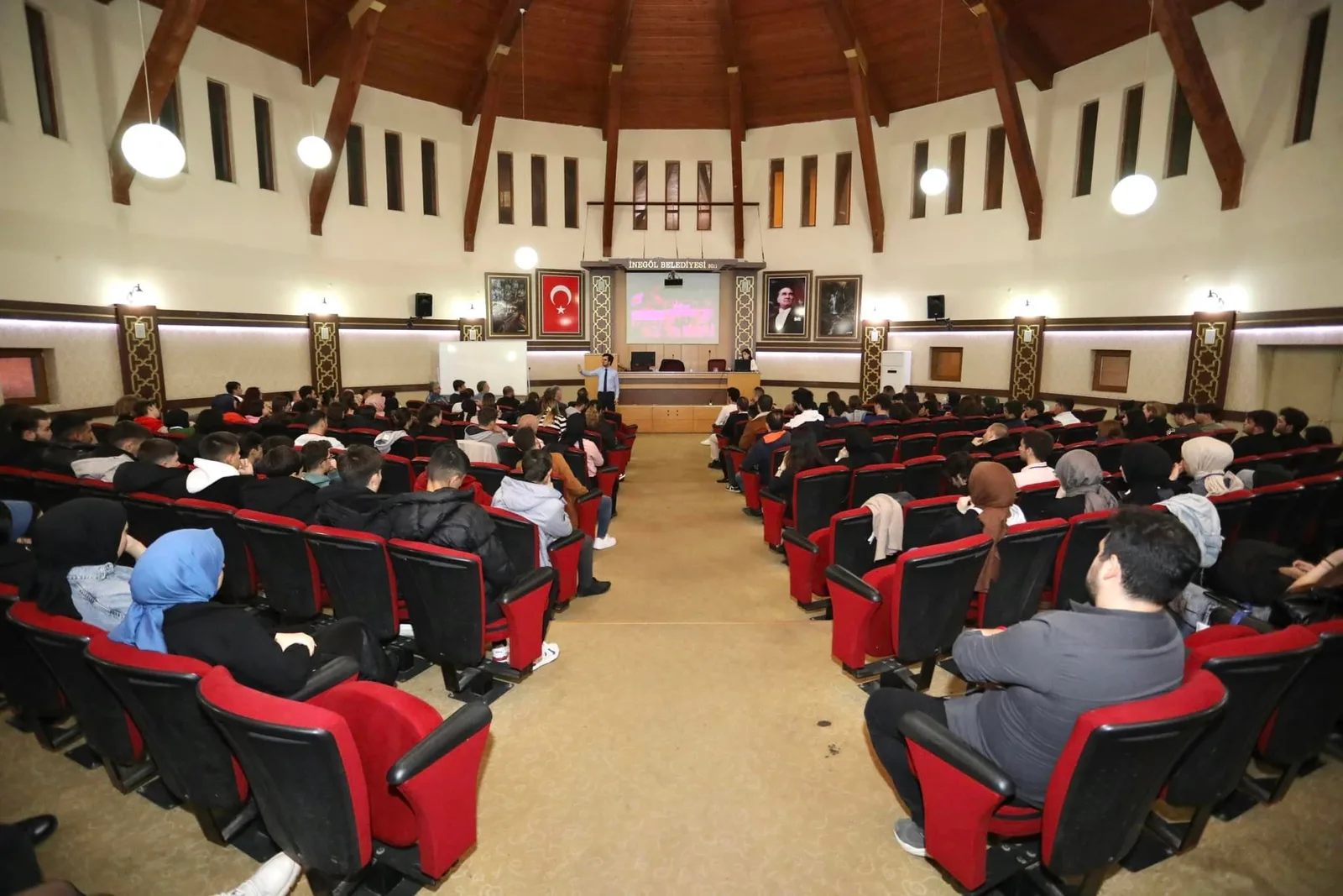 2. SOSYAL GİRİŞİMCİLİK EĞİTİMİNE YOĞUN İLGİ
