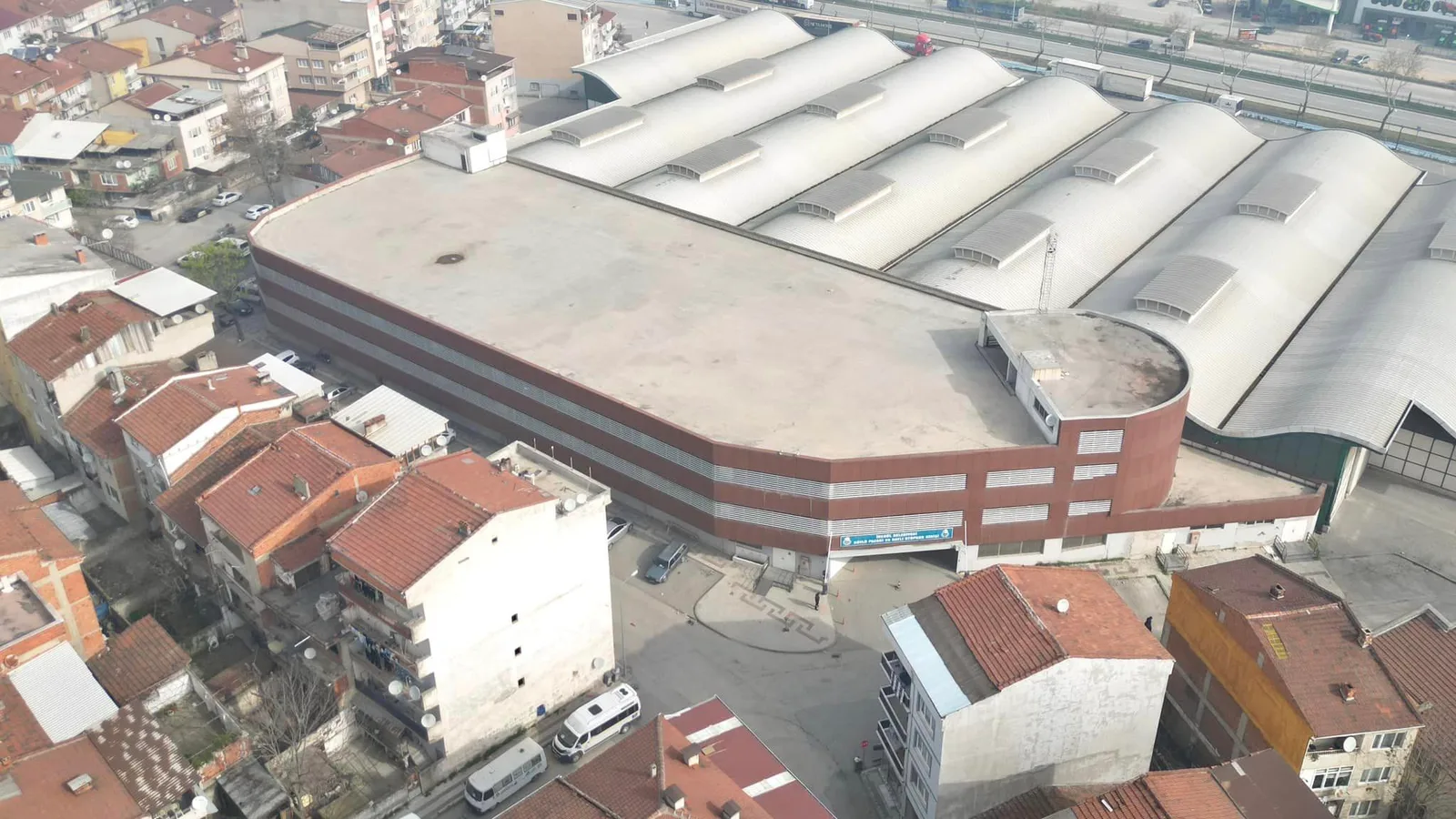 MER-PA KAPALI OTOPARKI VATANDAŞIN KULLANIMINA AÇILDI